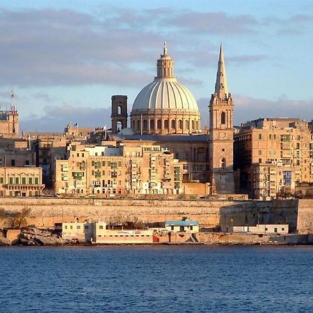 Seafront Lux Apart Inc Pool, Upmarket Area Sliema Ngoại thất bức ảnh