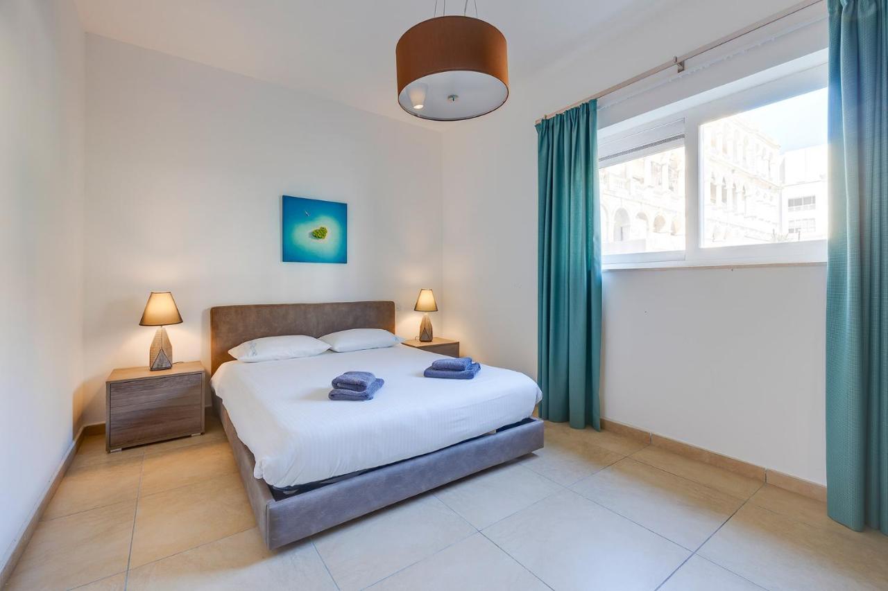 Seafront Lux Apart Inc Pool, Upmarket Area Sliema Ngoại thất bức ảnh